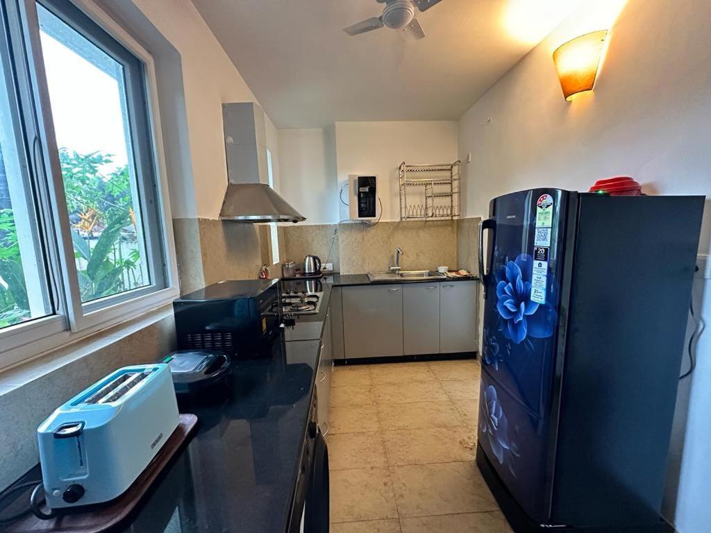 Villa M - Jia 4 Candolim Goa 3Bhk, Pool Facing, Near Beach, Free Breakfast, Free Wifi And Prime Location Aguada Zewnętrze zdjęcie