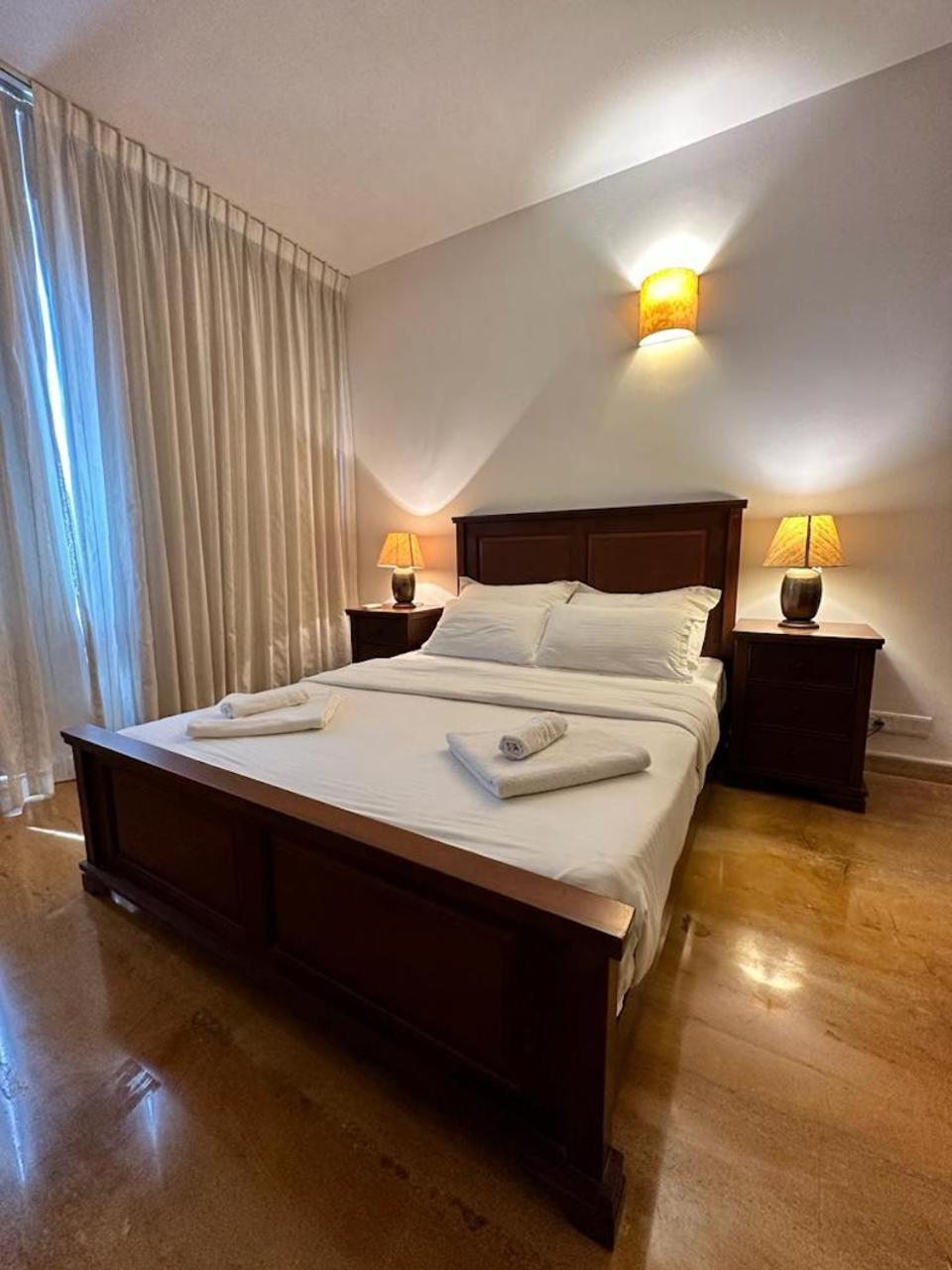 Villa M - Jia 4 Candolim Goa 3Bhk, Pool Facing, Near Beach, Free Breakfast, Free Wifi And Prime Location Aguada Zewnętrze zdjęcie